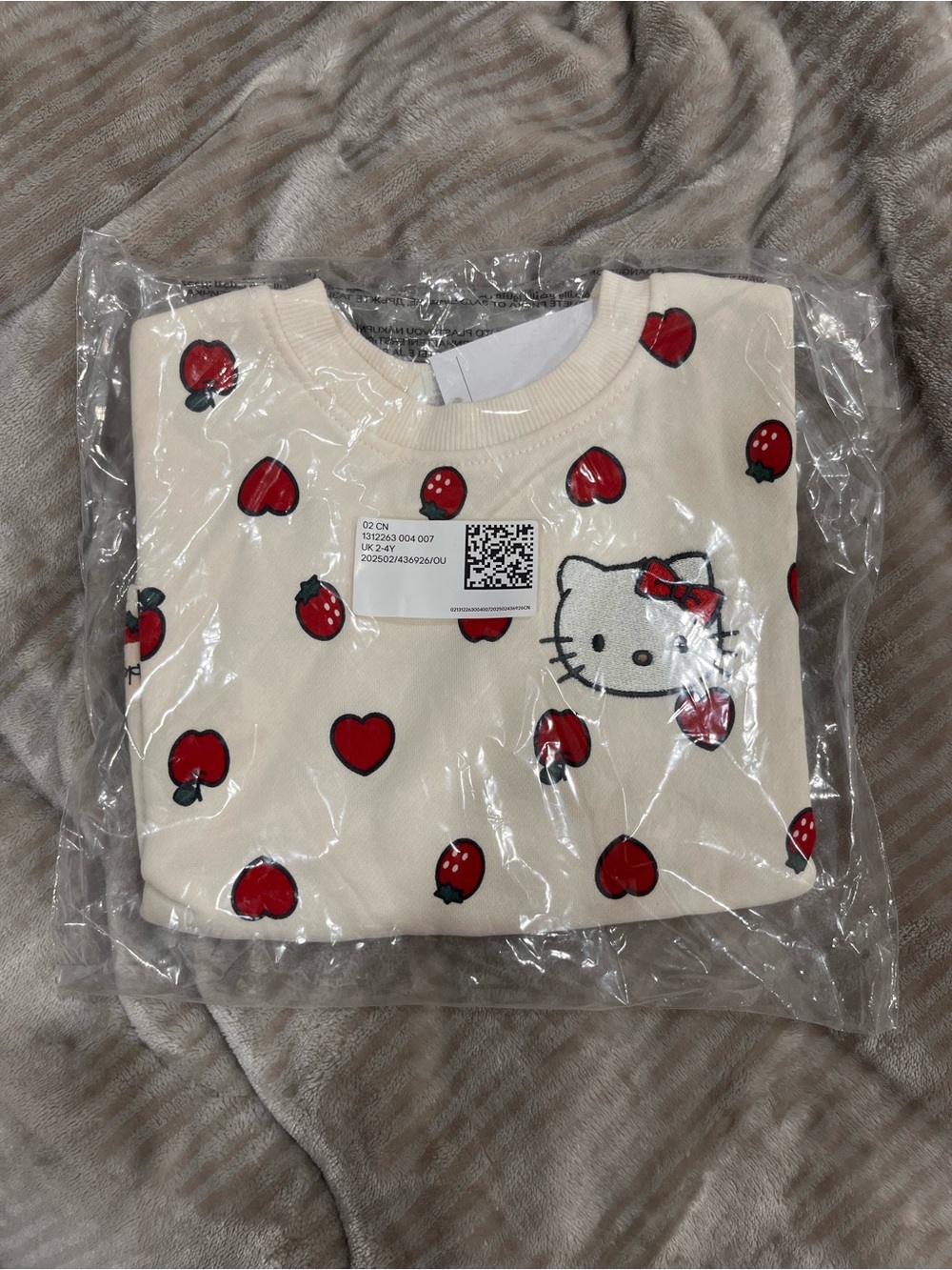 Hello Kitty Sweatshirt